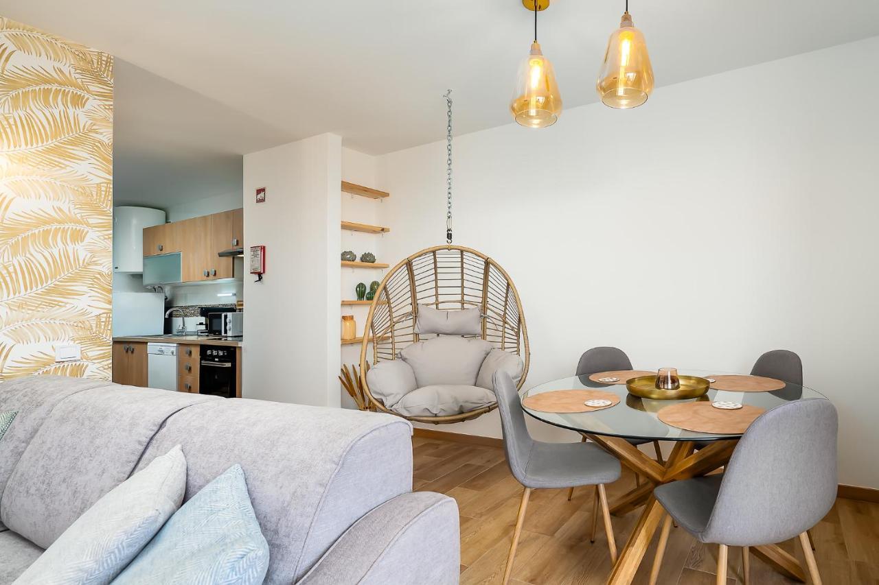 Charming Apartment W/ Pool & Balcony In Portimao By Lovelystay Εξωτερικό φωτογραφία